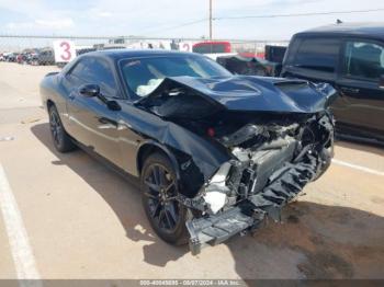  Salvage Dodge Challenger