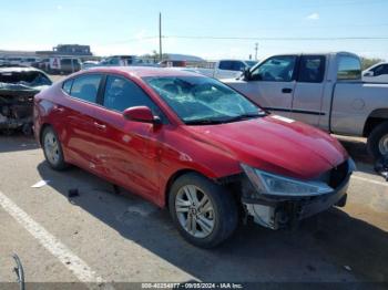  Salvage Hyundai ELANTRA