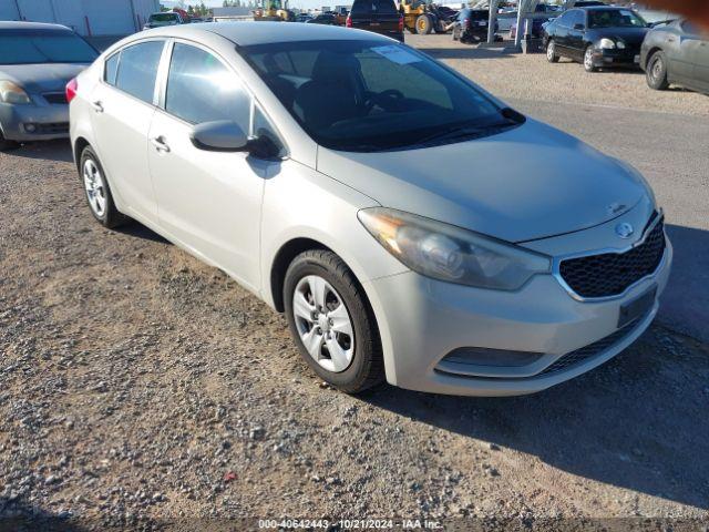  Salvage Kia Forte