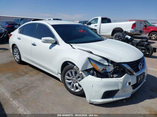  Salvage Nissan Altima