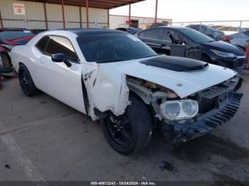  Salvage Dodge Challenger