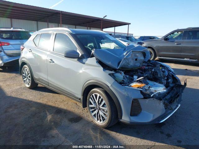  Salvage Nissan Kicks