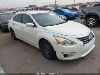  Salvage Nissan Altima