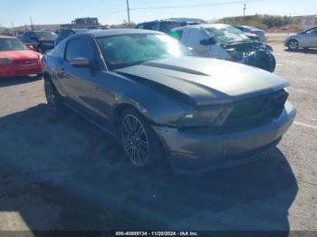  Salvage Ford Mustang