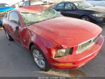  Salvage Ford Mustang