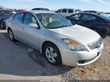  Salvage Nissan Altima