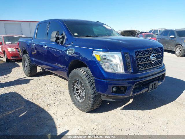  Salvage Nissan Titan