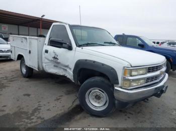  Salvage Chevrolet K2500 Chassis