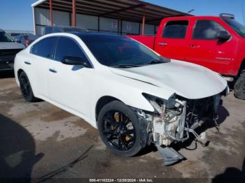  Salvage Nissan Maxima