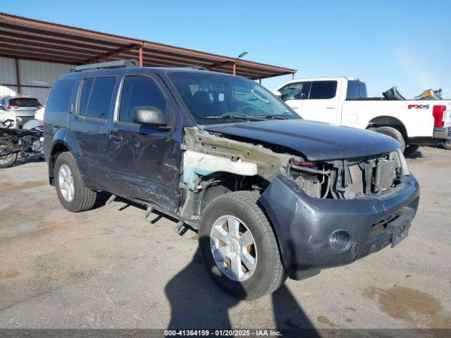  Salvage Nissan Pathfinder