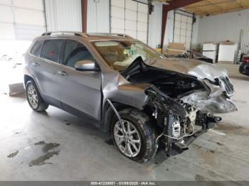  Salvage Jeep Cherokee