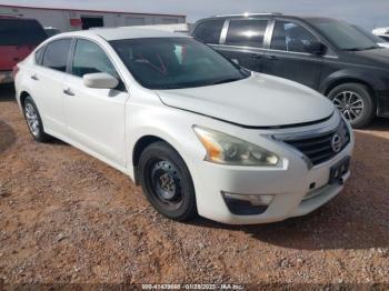  Salvage Nissan Altima