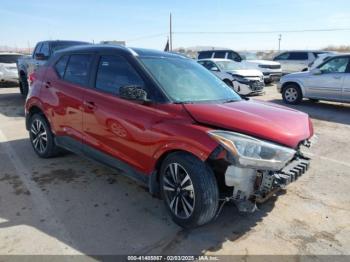  Salvage Nissan Kicks