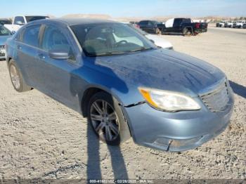  Salvage Chrysler 200