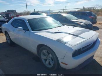  Salvage Dodge Challenger