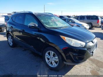  Salvage Hyundai TUCSON