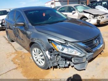  Salvage Nissan Altima