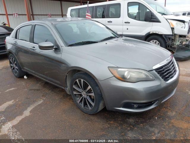  Salvage Chrysler 200