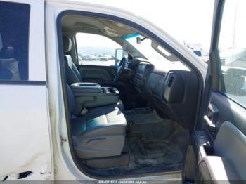  Salvage GMC Sierra 2500
