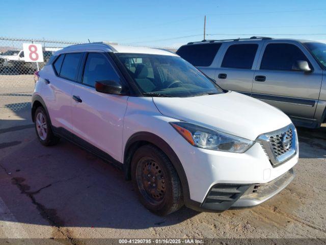  Salvage Nissan Kicks