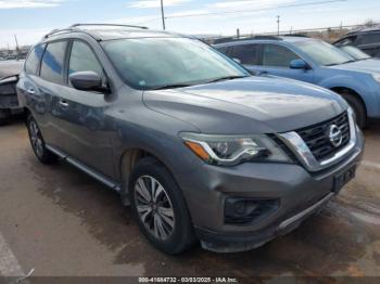  Salvage Nissan Pathfinder