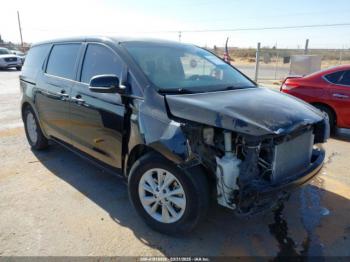  Salvage Kia Sedona