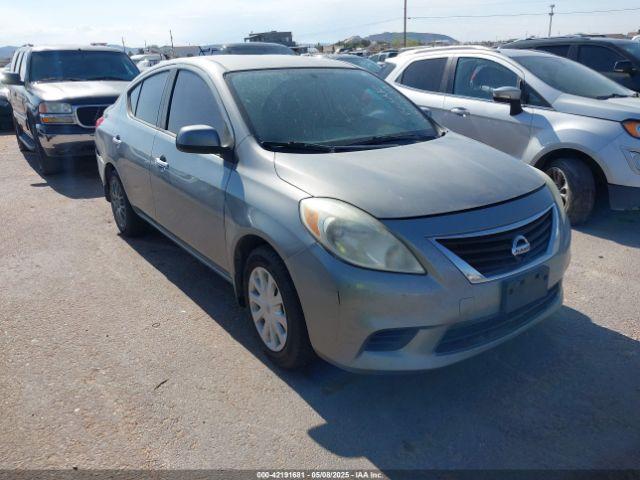  Salvage Nissan Versa