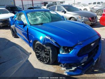  Salvage Ford Mustang