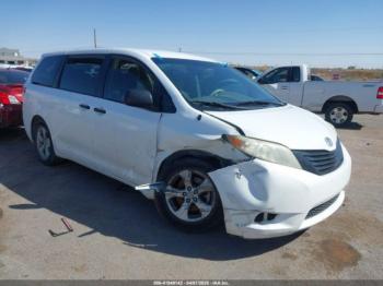  Salvage Toyota Sienna