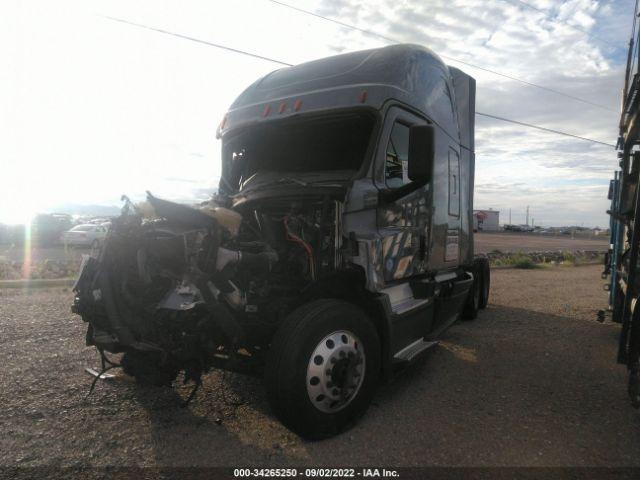  Salvage Freightliner Cascadia 126