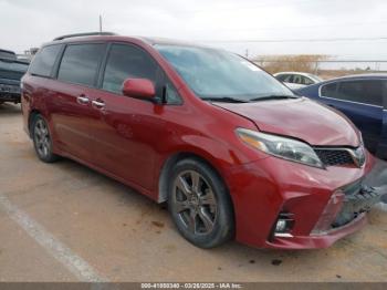  Salvage Toyota Sienna