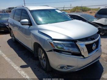  Salvage Nissan Pathfinder