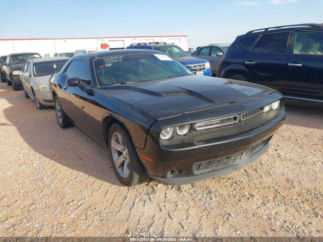  Salvage Dodge Challenger