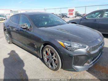  Salvage Kia Stinger