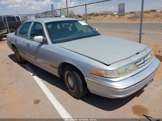  Salvage Ford Crown Victoria