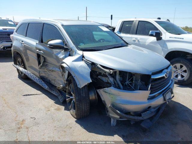  Salvage Toyota Highlander