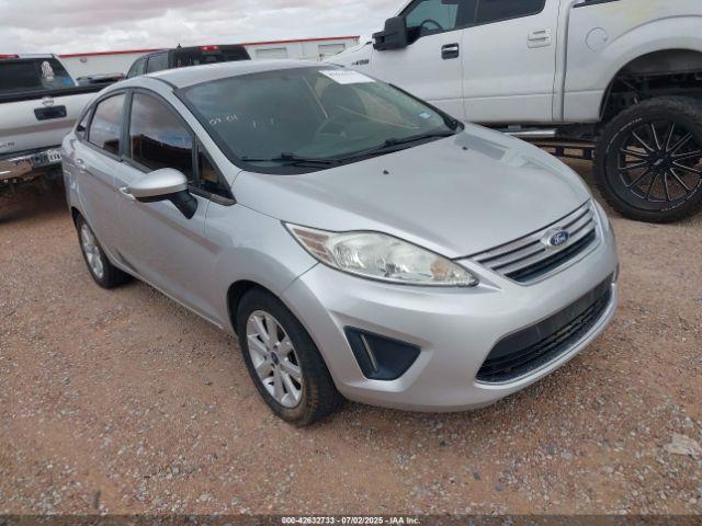  Salvage Ford Fiesta