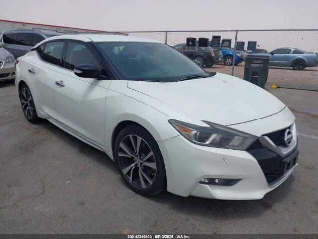  Salvage Nissan Maxima