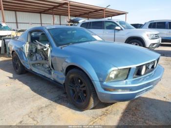  Salvage Ford Mustang