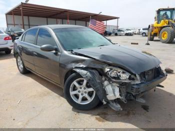  Salvage Nissan Altima