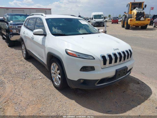  Salvage Jeep Cherokee