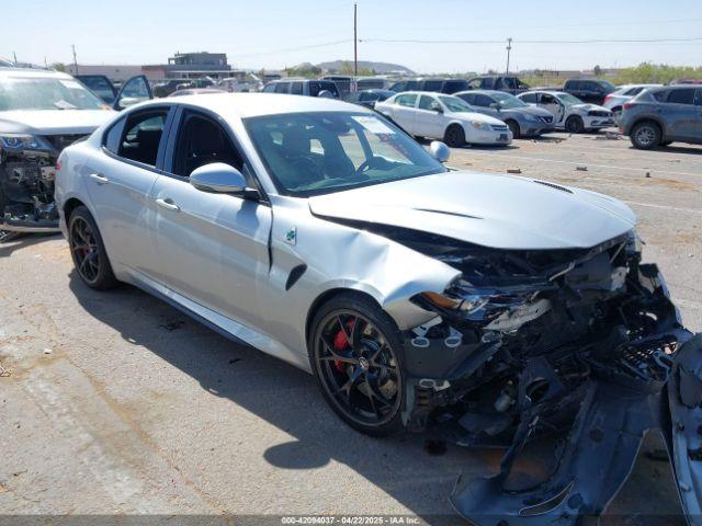  Salvage Alfa Romeo Giulia