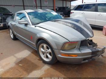  Salvage Ford Mustang