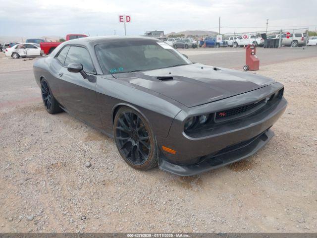  Salvage Dodge Challenger