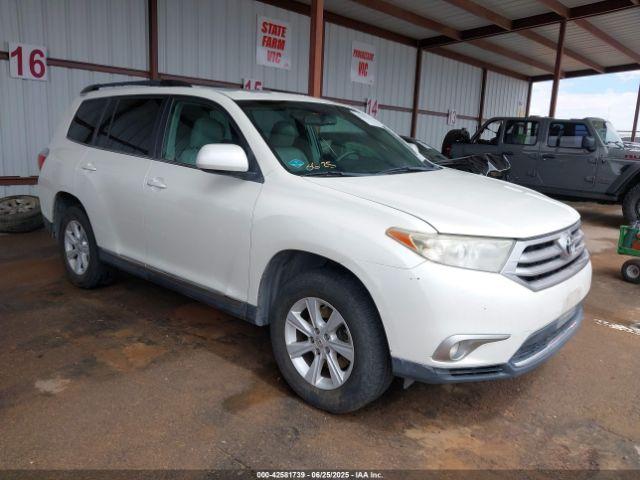  Salvage Toyota Highlander