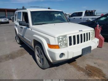  Salvage Jeep Commander