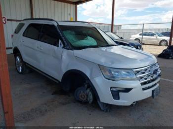  Salvage Ford Explorer
