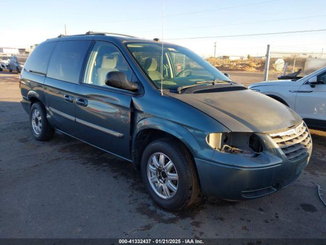 Salvage Chrysler Town & Country