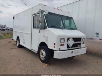  Salvage Freightliner Chassis