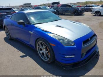  Salvage Nissan GT-R